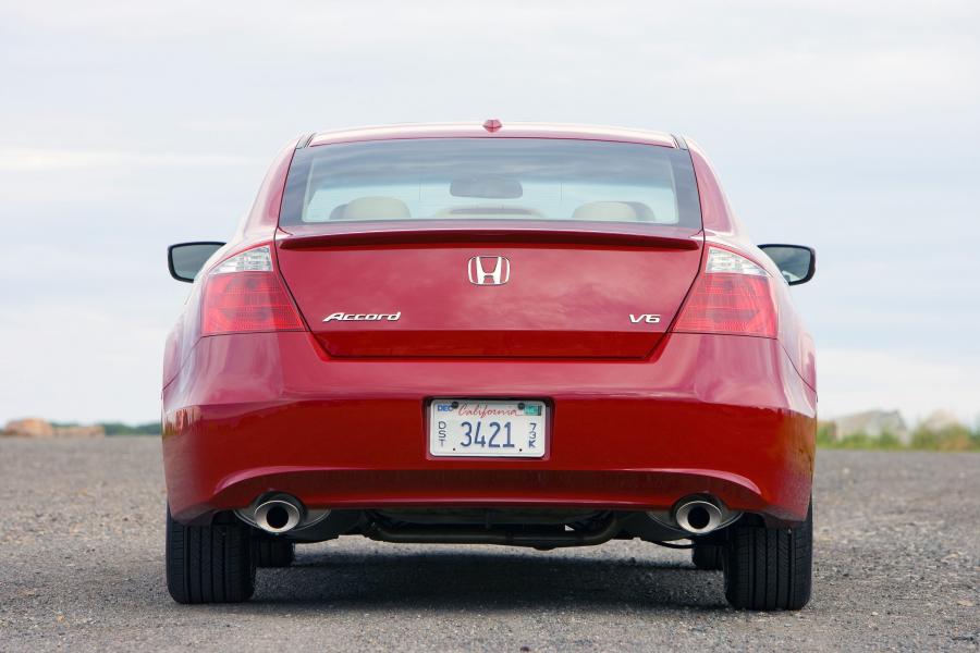  Honda Accord Coupe 2008 года  (US) (фото 13 из 39)